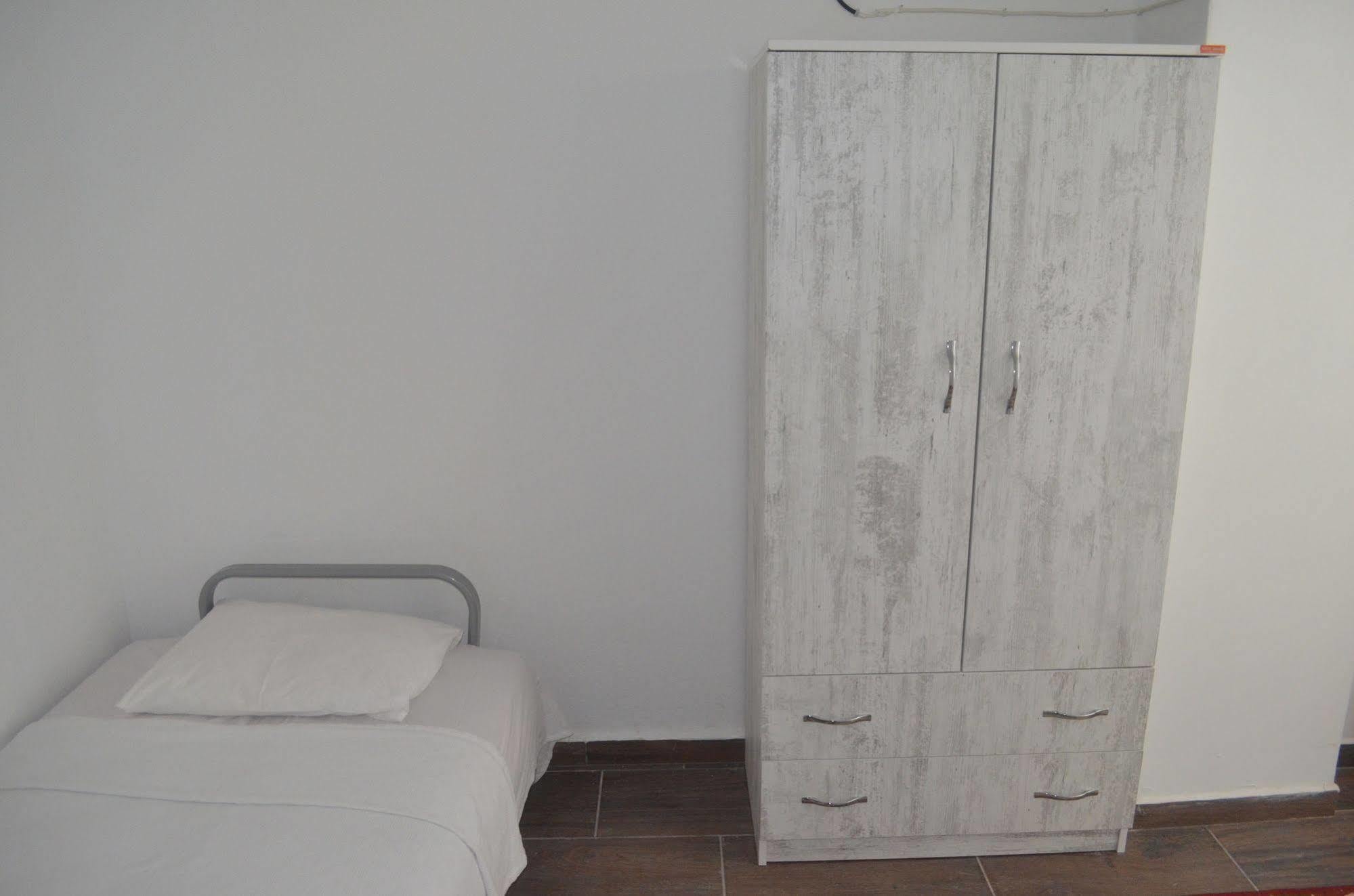 Lacivert Hotel Ayvalik Exterior foto